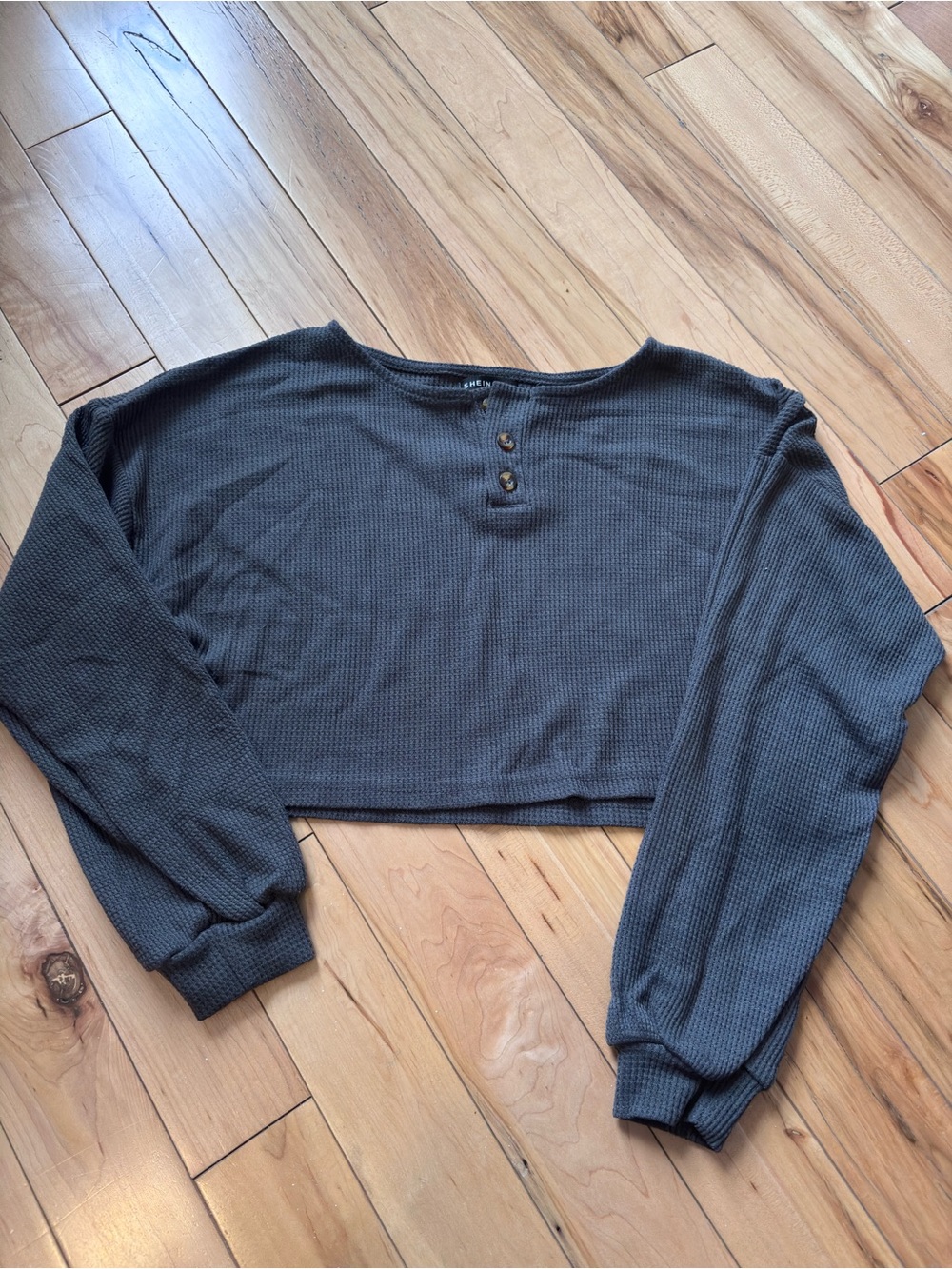 SHEIN Gray Waffle Knit Cropped Henley Long Sleeve Top Size S